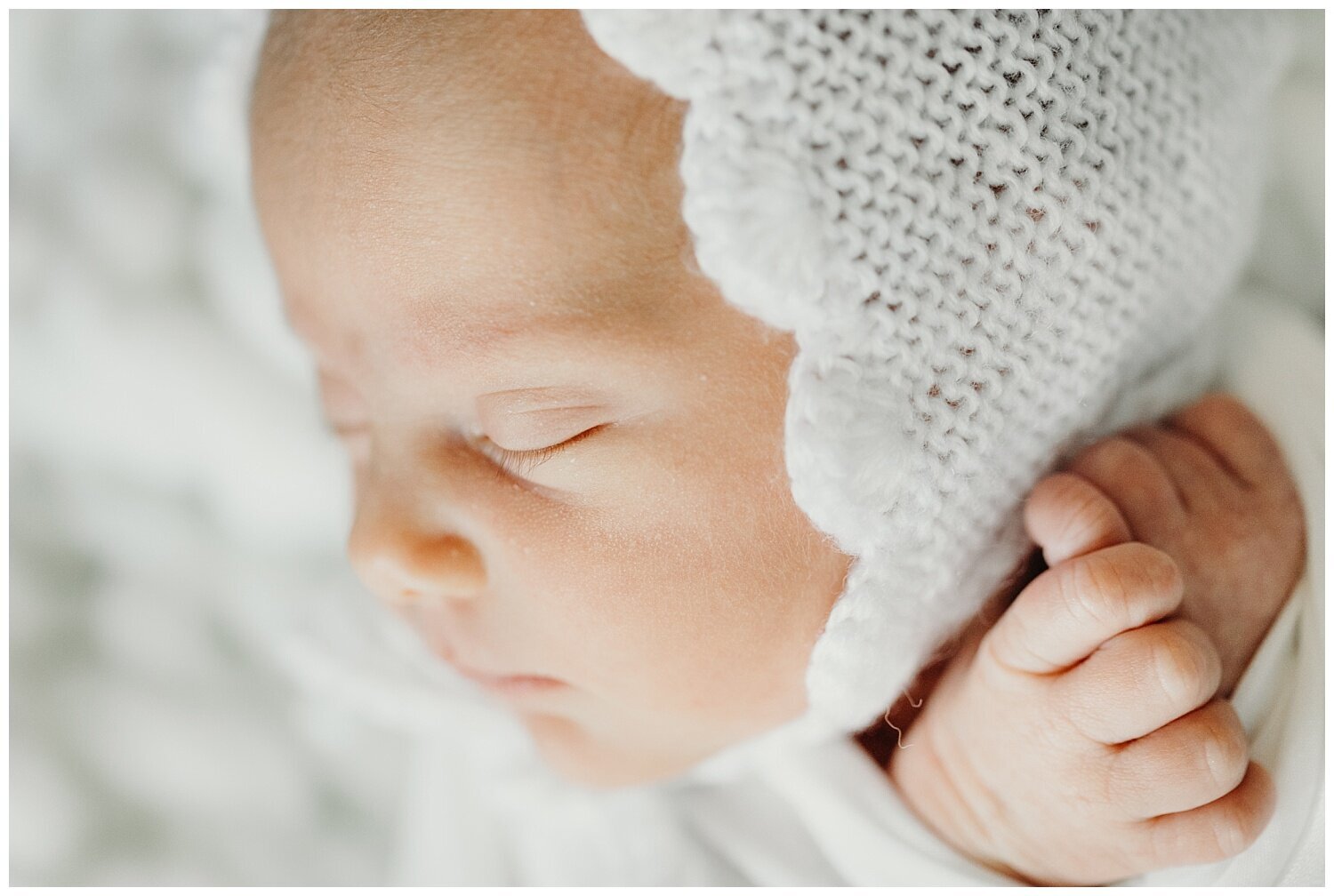 Palm Beach Gardens Lifestyle Newborn Photo_SunnyLeePhotography (10).jpg