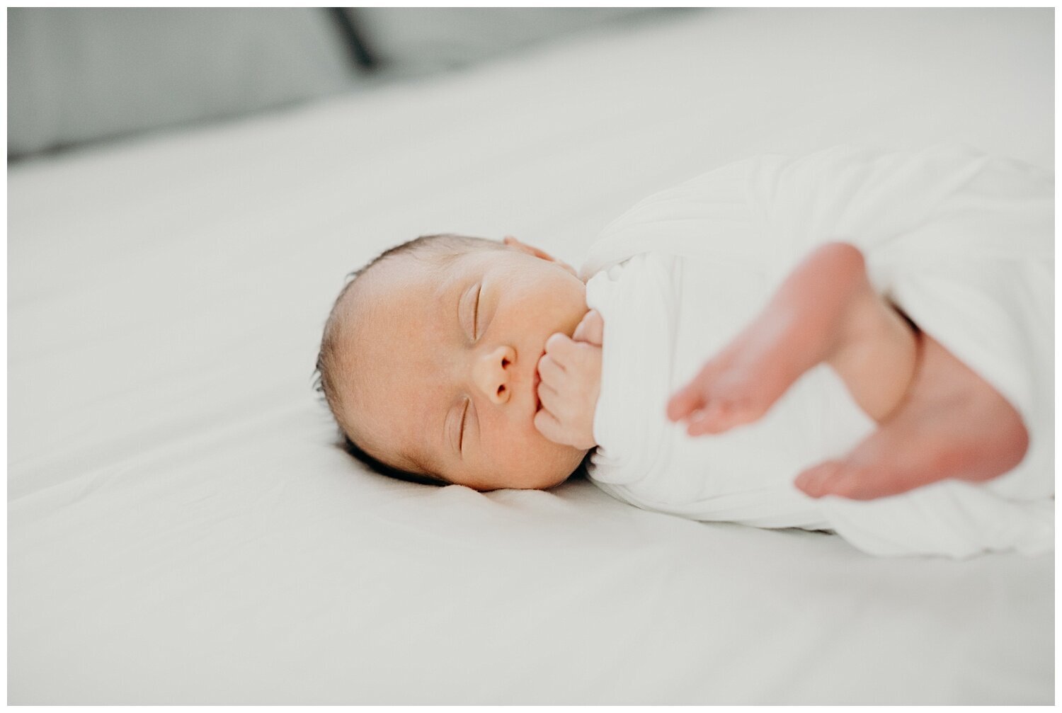 Palm Beach Gardens Lifestyle Newborn Photo_SunnyLeePhotography (20).jpg