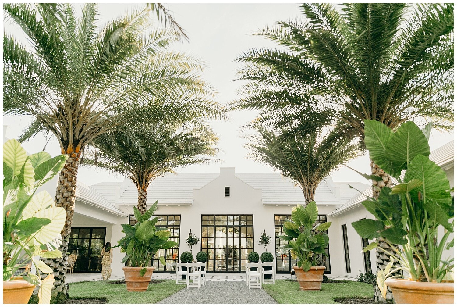 Palm Beach Backyard Wedding_SunnyLeePhotography (8).jpg