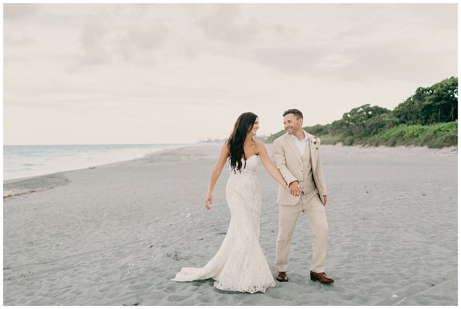 Jupiter Beach Resort Wedding_SunnyLeePhotography (42).jpg