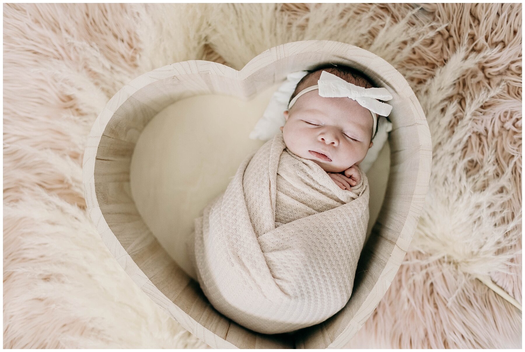 Harper Newborn_Studio Newborn Photography (10).jpg